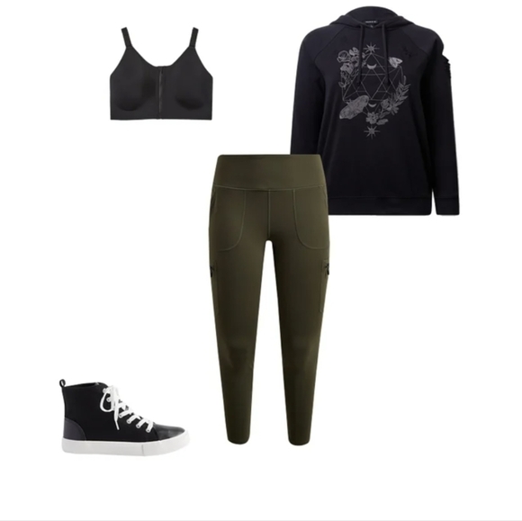 Torrid Sports Bra Wire-Free Hi-Impact Zip-Front , 42DD New - Picture 3 of 11